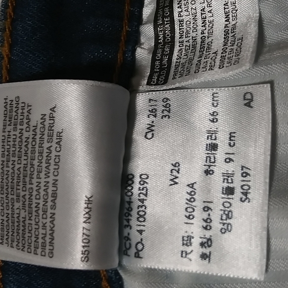 Levi's denim jeans. - Picture 16 of 16